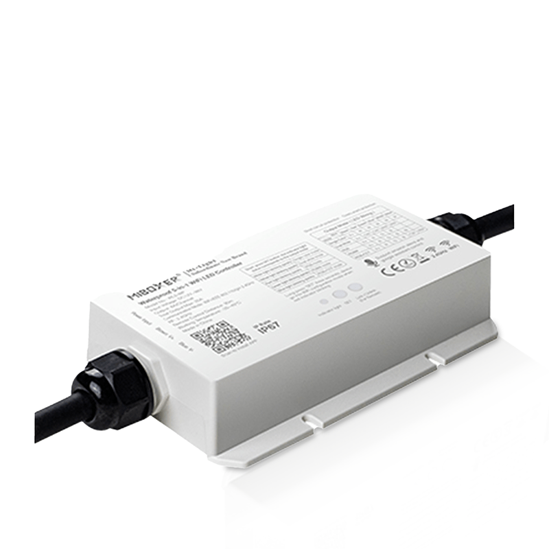 MI-LIGHT 4 ZONE RGB+CCT CONTROLLER